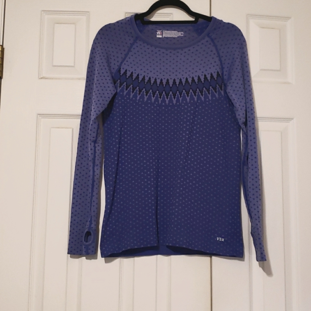 Vsx Victoria's secret sport winter  workout shirt with thumbholes L